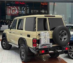 Toyota Land Cruiser 70